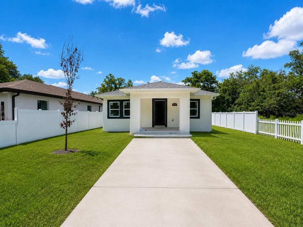 3704 Smith Tree Street, new construction home for sale in Tampa, FL