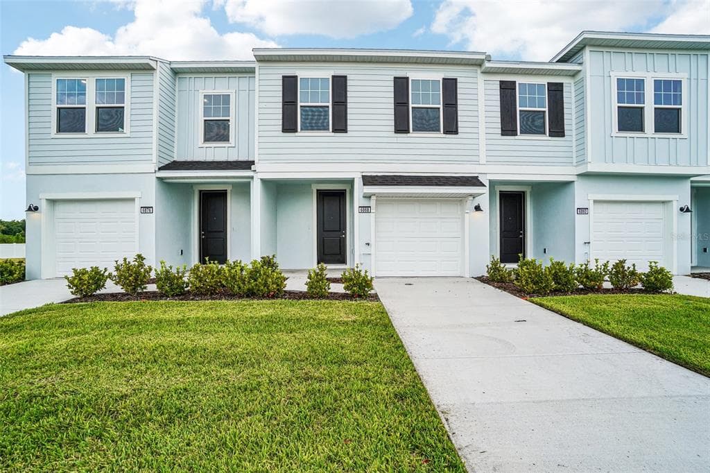 6868 Holcombe Down Drive, new construction home for sale in Zephyrhills, FL