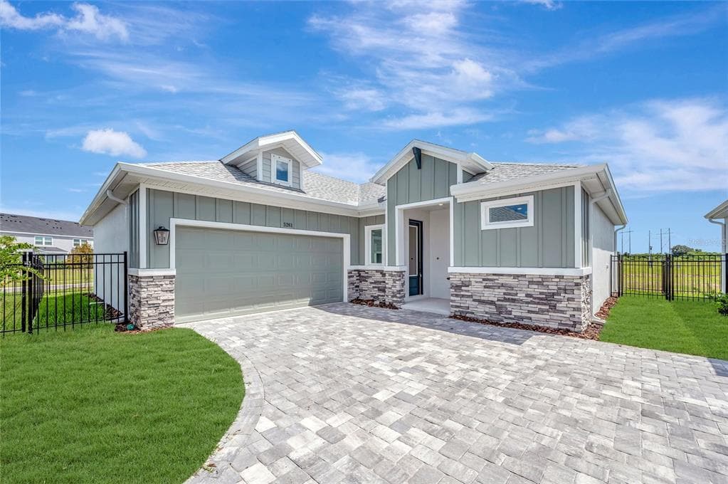 5261 Colony Vista Drive, new construction home for sale in Apollo Beach, FL