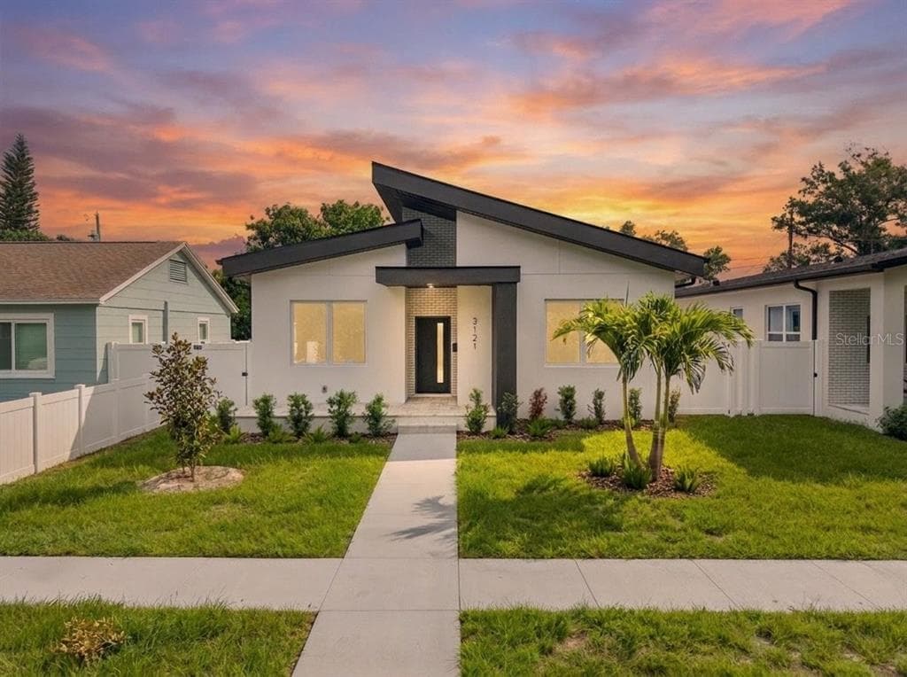 3121 Queen Street N, new construction home for sale in St Petersburg, FL