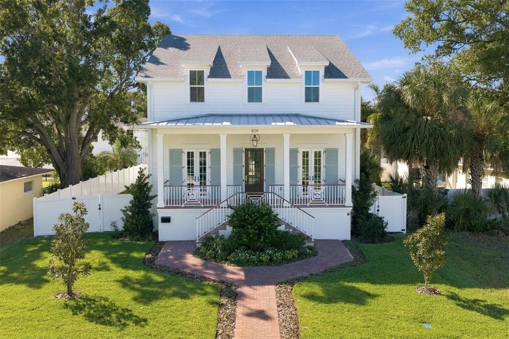 808 39th Avenue NE, new construction home for sale in St Petersburg, FL